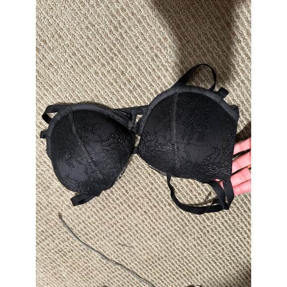 Victoria’s Secret Angels Padded 32D Lace Triple Strap Front Closure Bra NWT - Picture 1 of 4